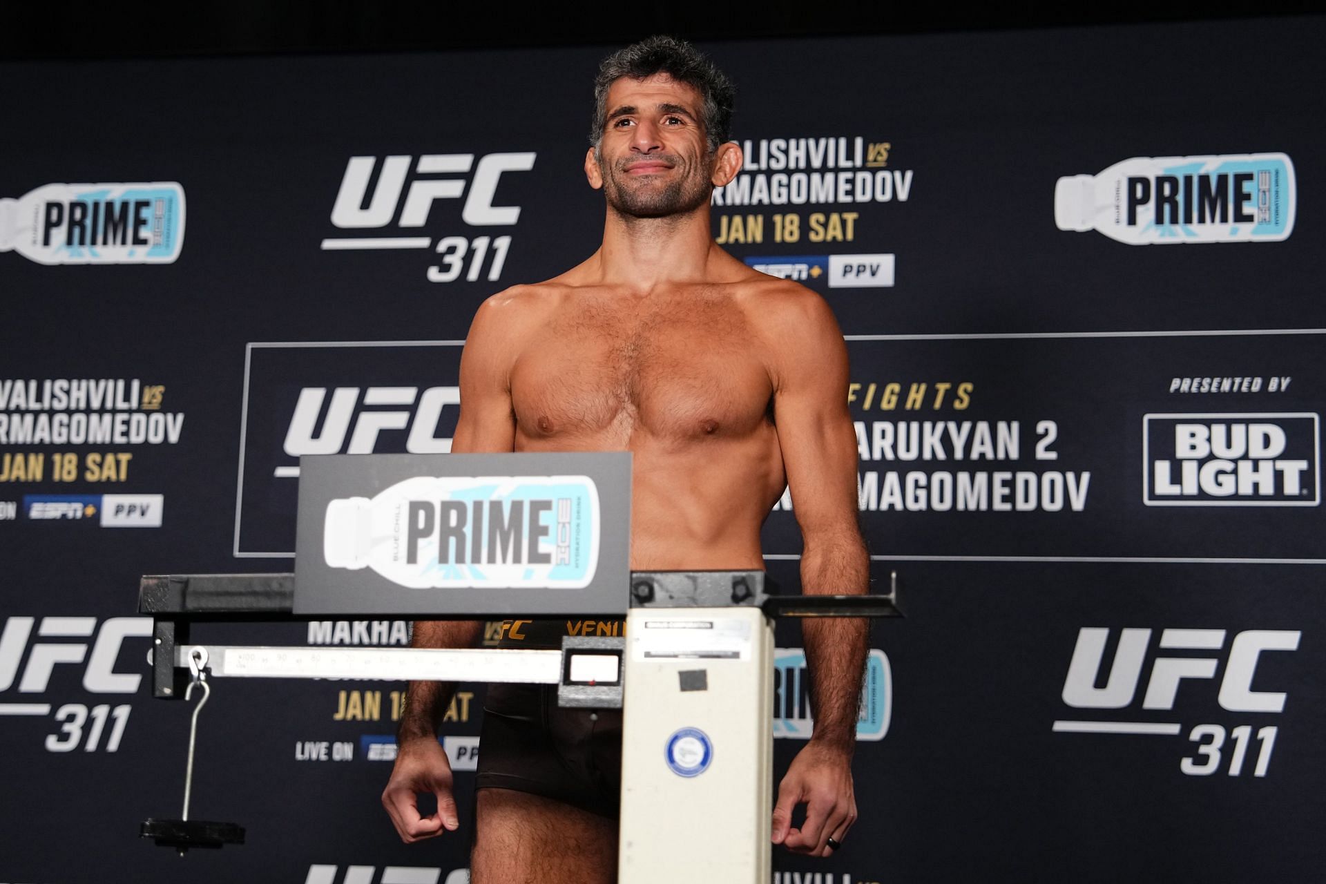 UFC 311: Makhachev vs Tsarukyan 2 Official Weigh-In